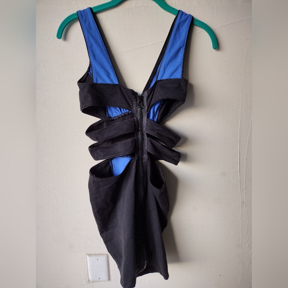 Bebe Addiction Dress - Picture 2 of 4
